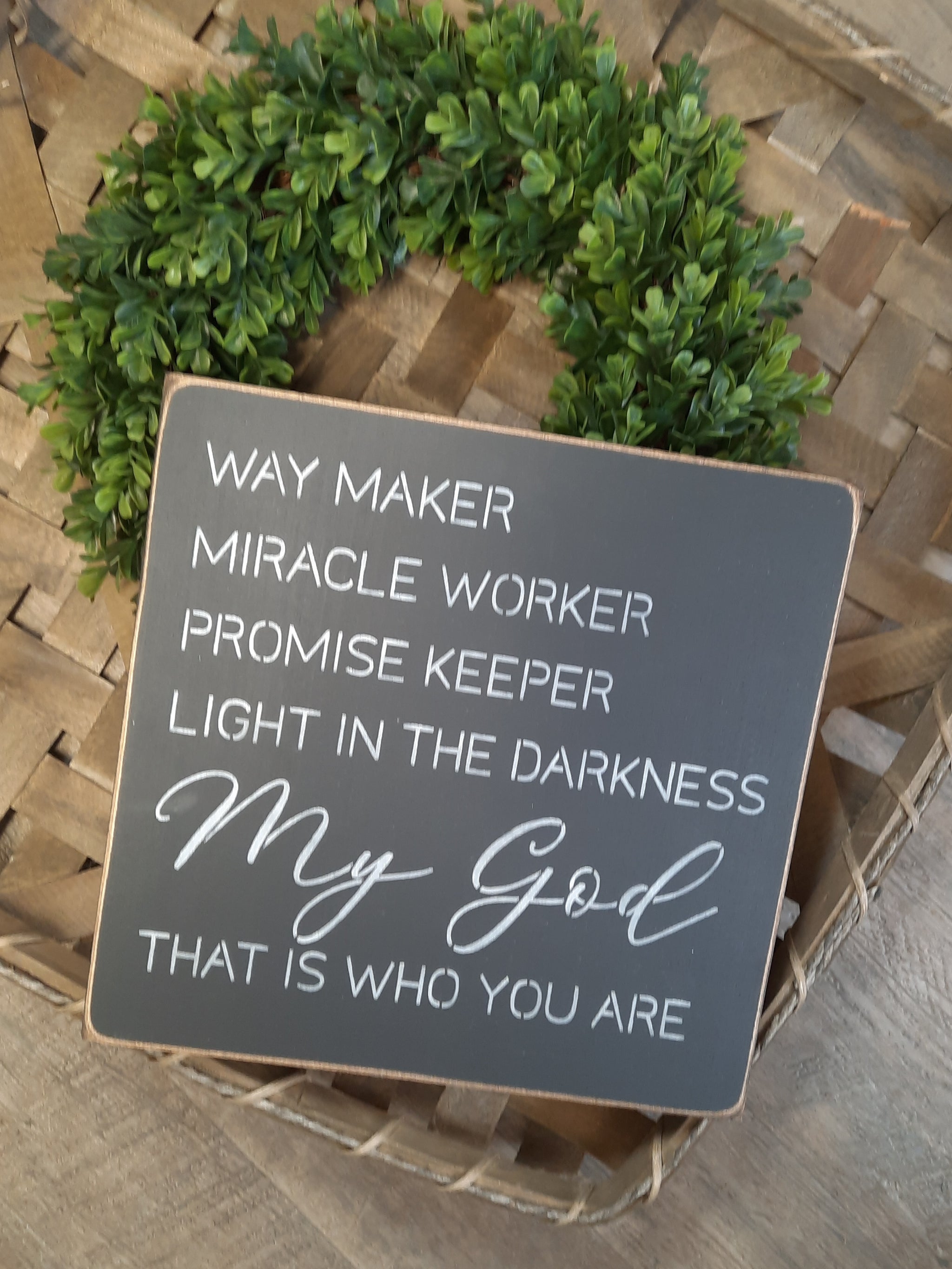 Quadro Cristiano Con Cornice – Citazione 'Waymaker, Miracle Worker' – Tela 30,5x38 Cm – Pronto Da Appendere - 4